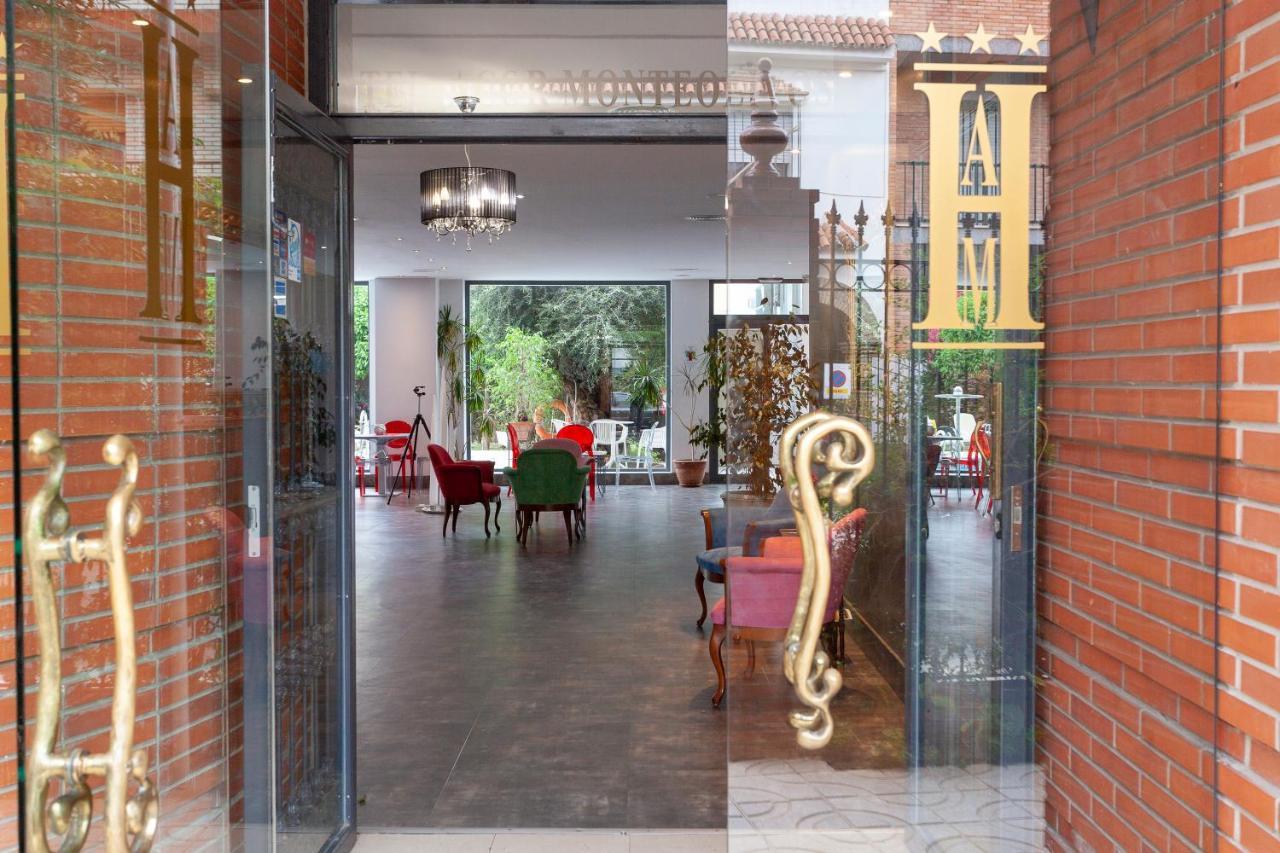 Aacr Hotel Monteolivos Seville Exterior photo