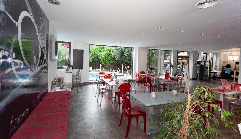 Aacr Hotel Monteolivos Seville Exterior photo